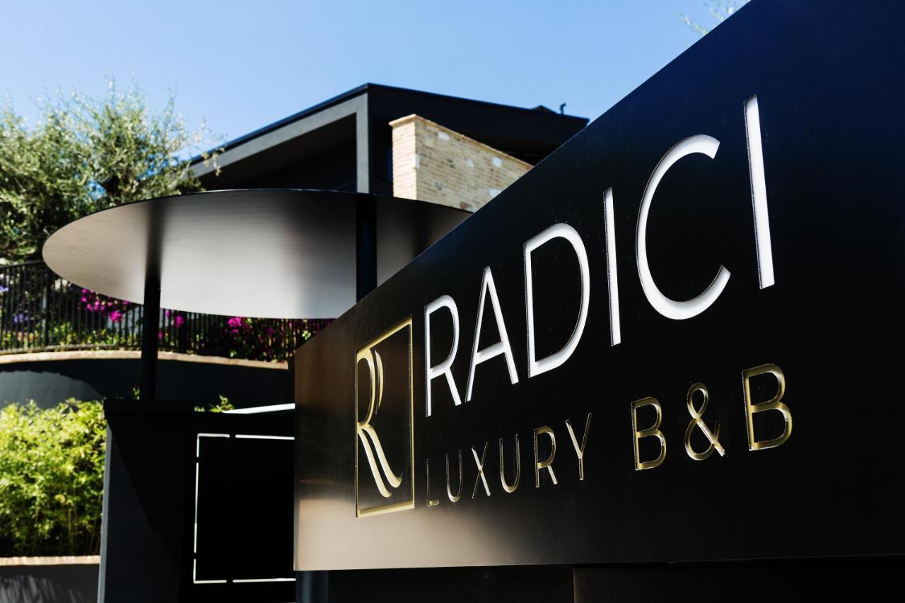 Radici Luxury Bed & Breakfast *